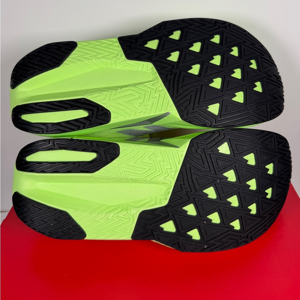 New Balance FuelCell Rebel v5 Shoes Mens 11 Mint Flash Green Silver Metallic - Picture 6 of 8